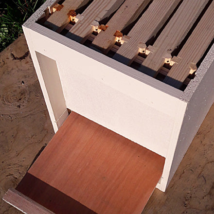 Beekeeping Package Traditional Wooden Nuc Deposit